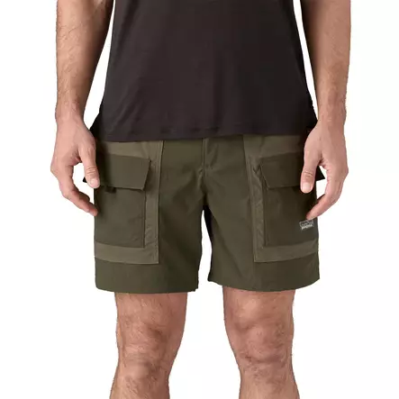 Patagonia Mens Outdoor Everyday Shorts 6inch Pine Needle Green - Kauluspaidat ja flanellit - 196924992412 - 2